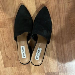 Bishop Steve Madden mules low block heel